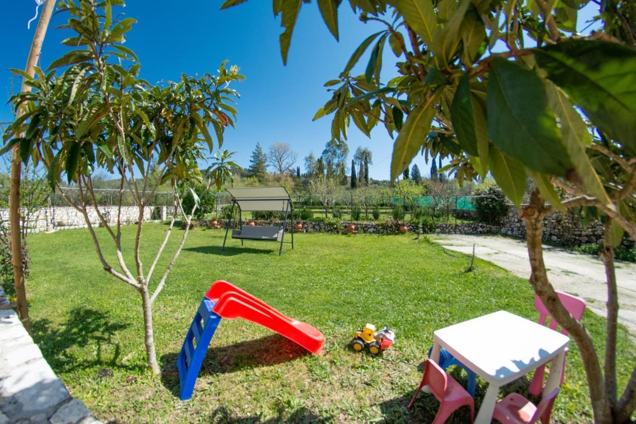 Giannakis Villa Kanakádes エクステリア 写真